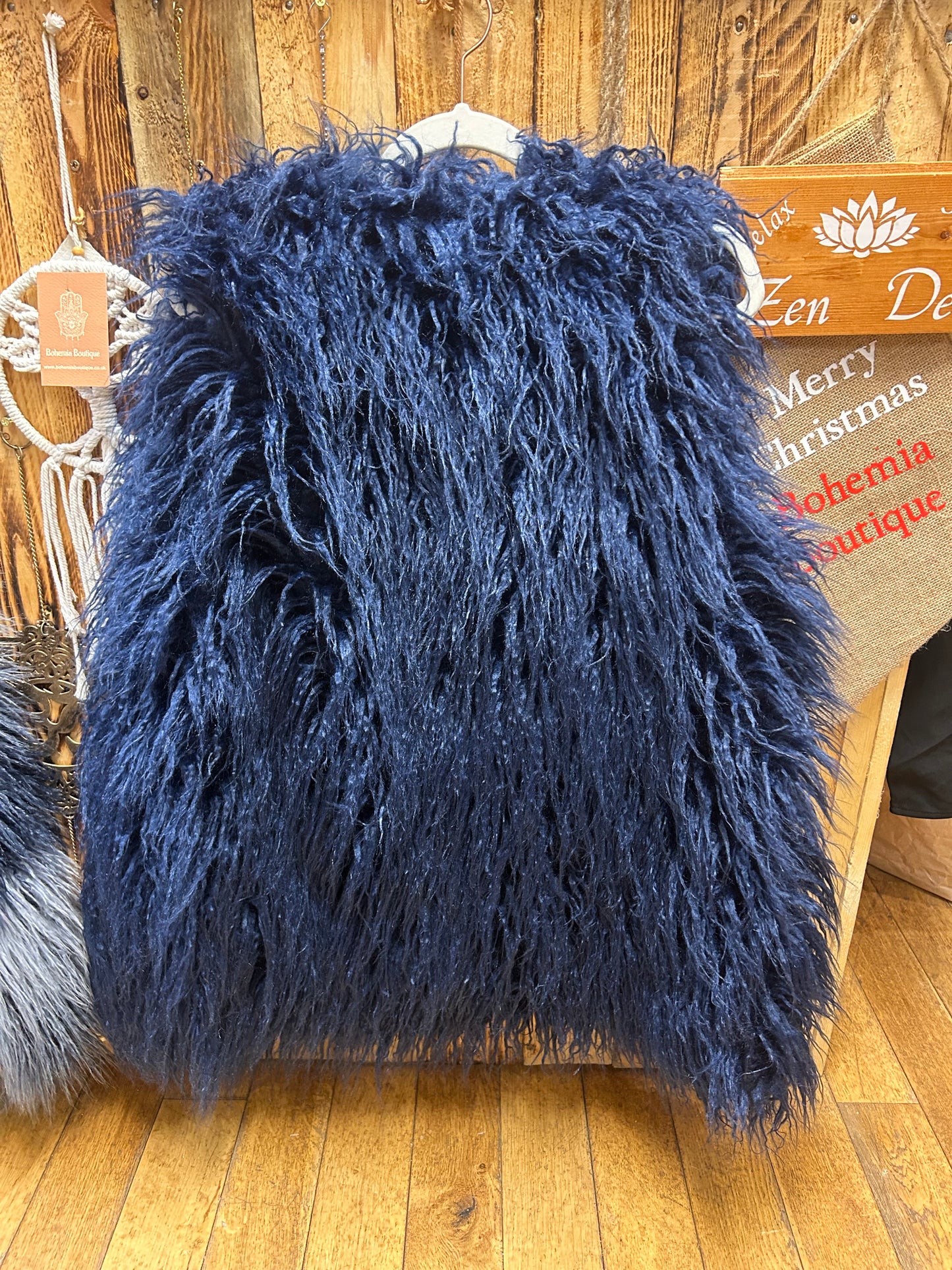 Shaggy navy Faux fur gilet