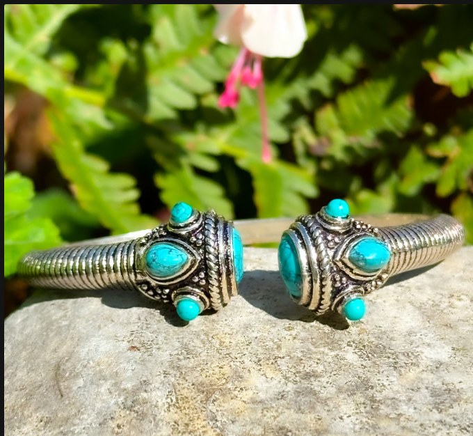Handcrafted Rope silver howlite Jhung cuff