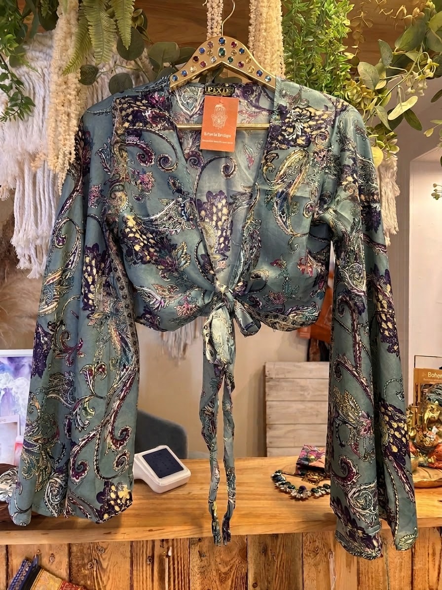 Butterfly Bell Sleeve Top one size 8-12