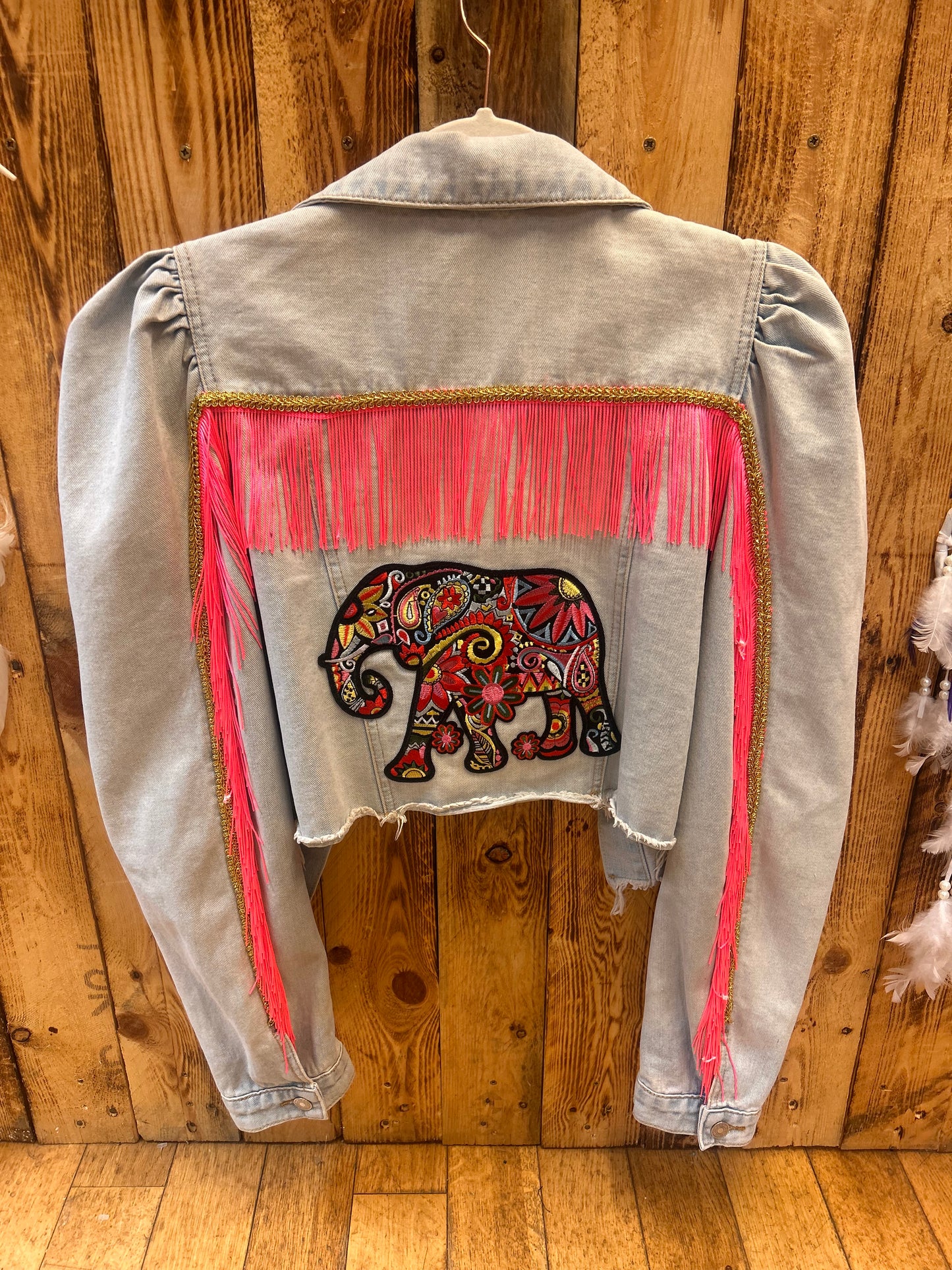 Customised Cropped Denim Jacket – Elephant embrodied motif size 12-14