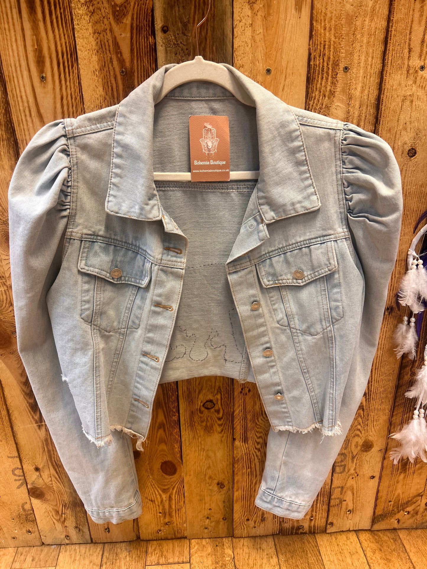Customised Cropped Denim Jacket – Elephant embrodied motif size 12-14