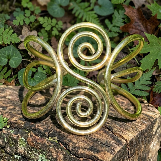 Handcrafted Swirl Brass Bangle